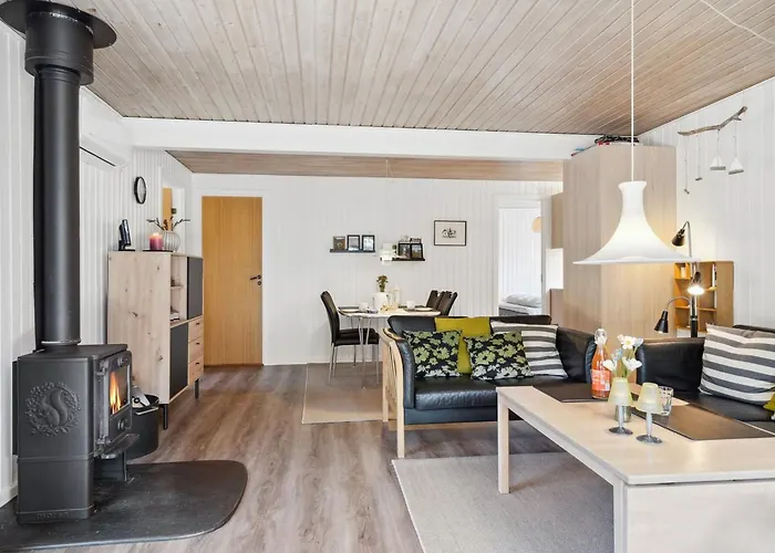 Sigrun - 4km From The Sea By Interhome Tagholm